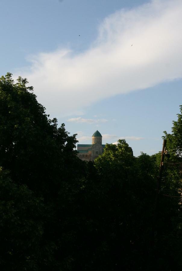35 Paliashvili Kʼutʼaisi Exterior foto